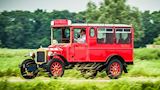 Ford Model T Replica Fleur de Lys, rood