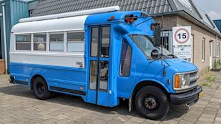 Kleine promotie schoolbus, B-rijbewijs